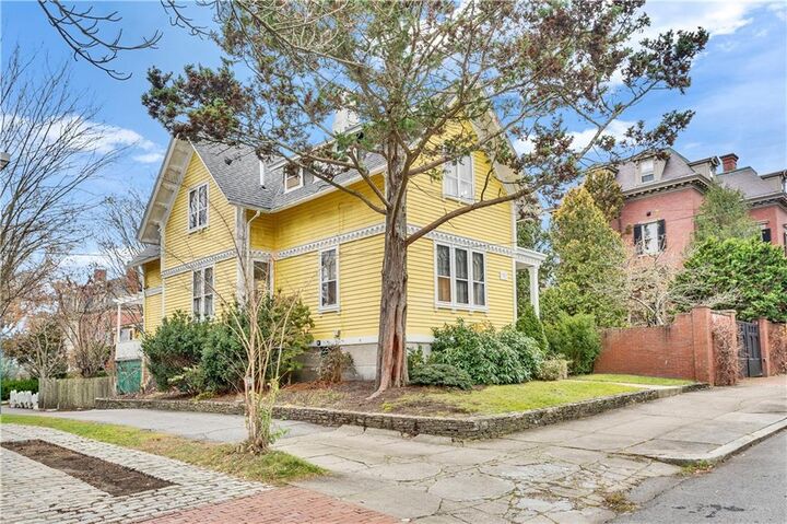 Property Photo:  117 Benevolent Street  RI 02906 