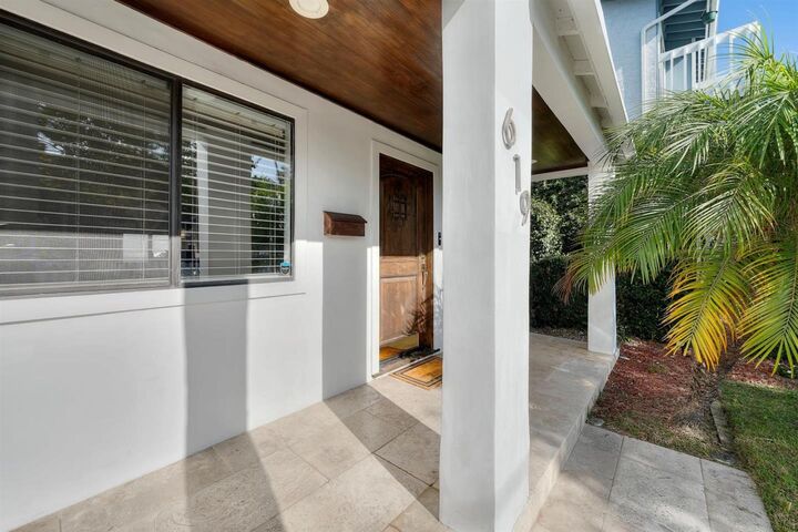 Property Photo:  619 Beryl Street  CA 90277 