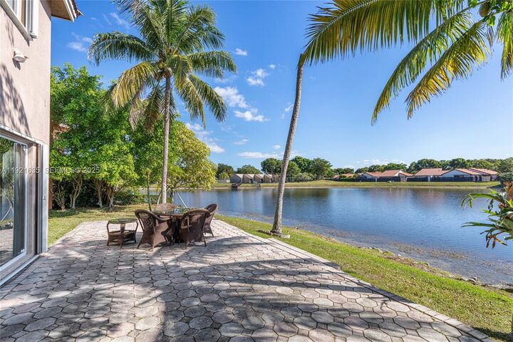 Property Photo: 4687 SW 153rd Ct FL 33185