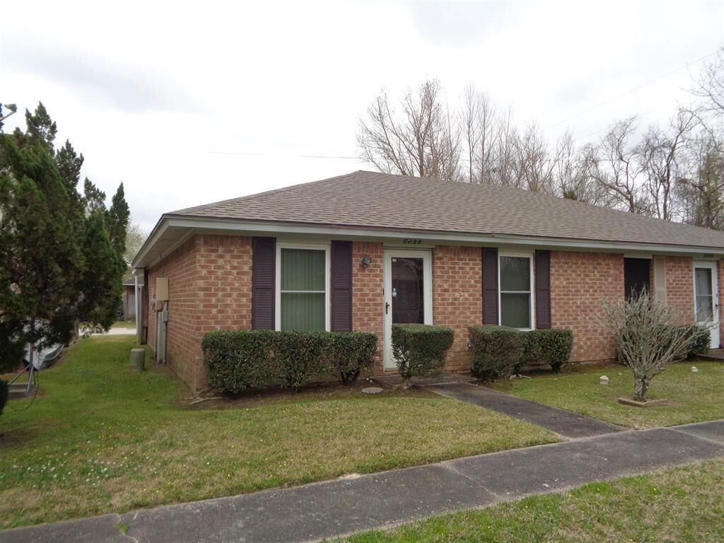 Property Photo: 6255 Bedford Drive TX 77708