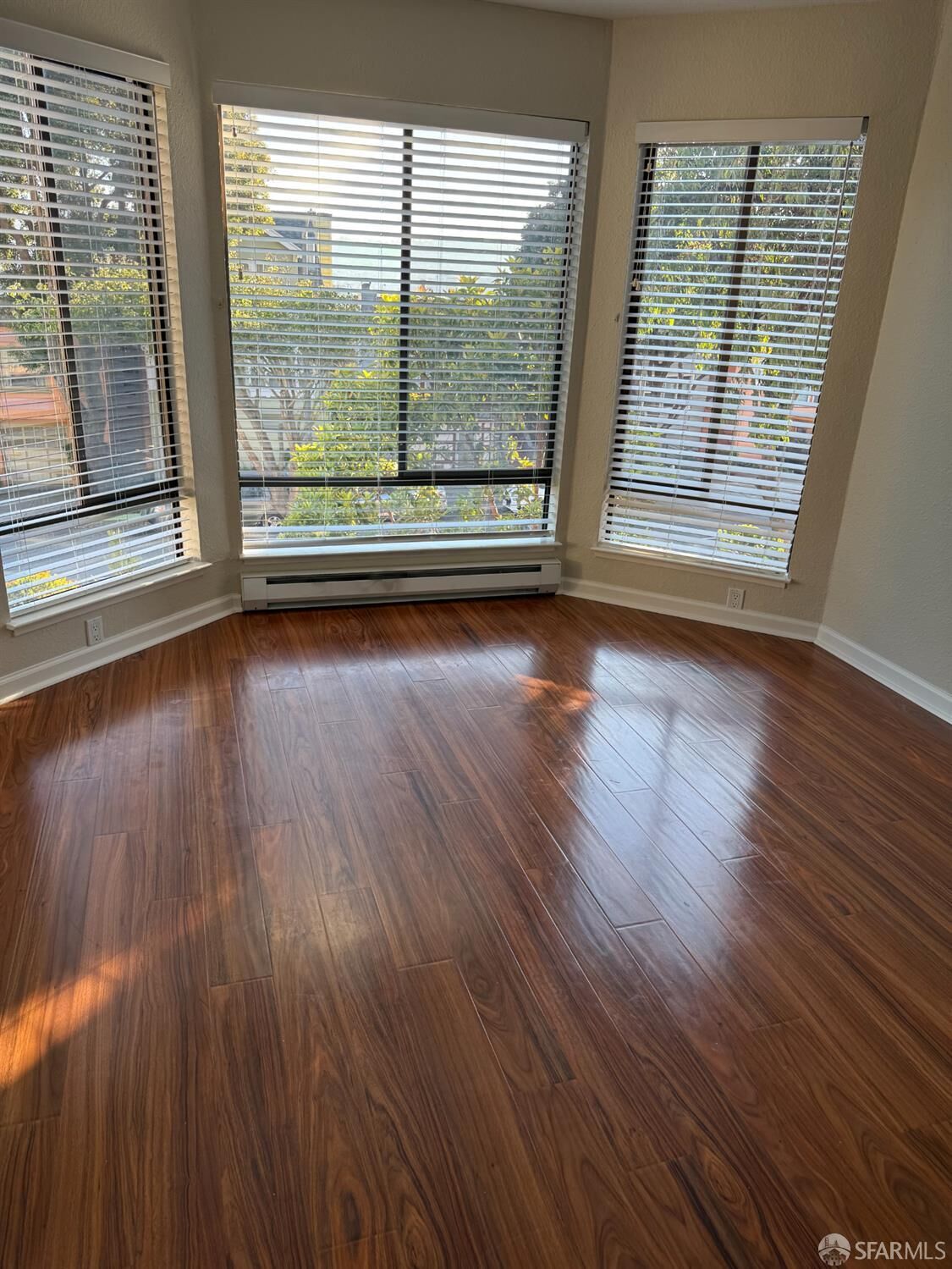 Property Photo: 370 Monterey Boulevard 104 CA 94131