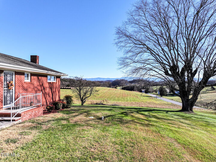 Property Photo:  440 Walkertown Road  TN 37616 