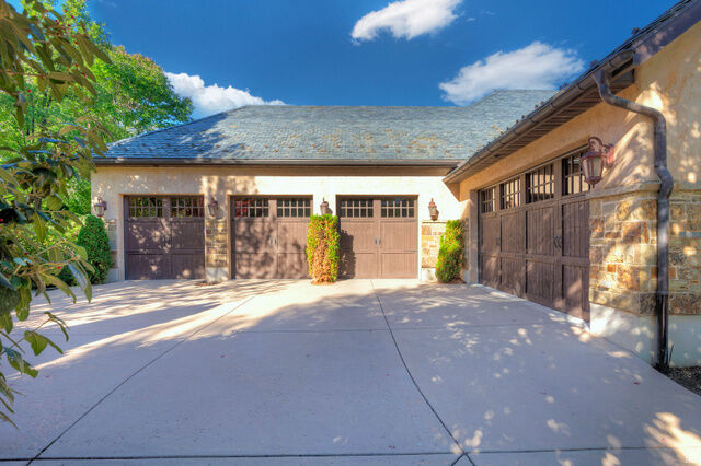 Property Photo:  6176 S Verness Cv  UT 84121 