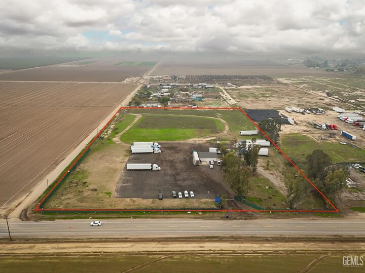 4359 Di Giorgio Road  Bakersfield CA 93307 photo