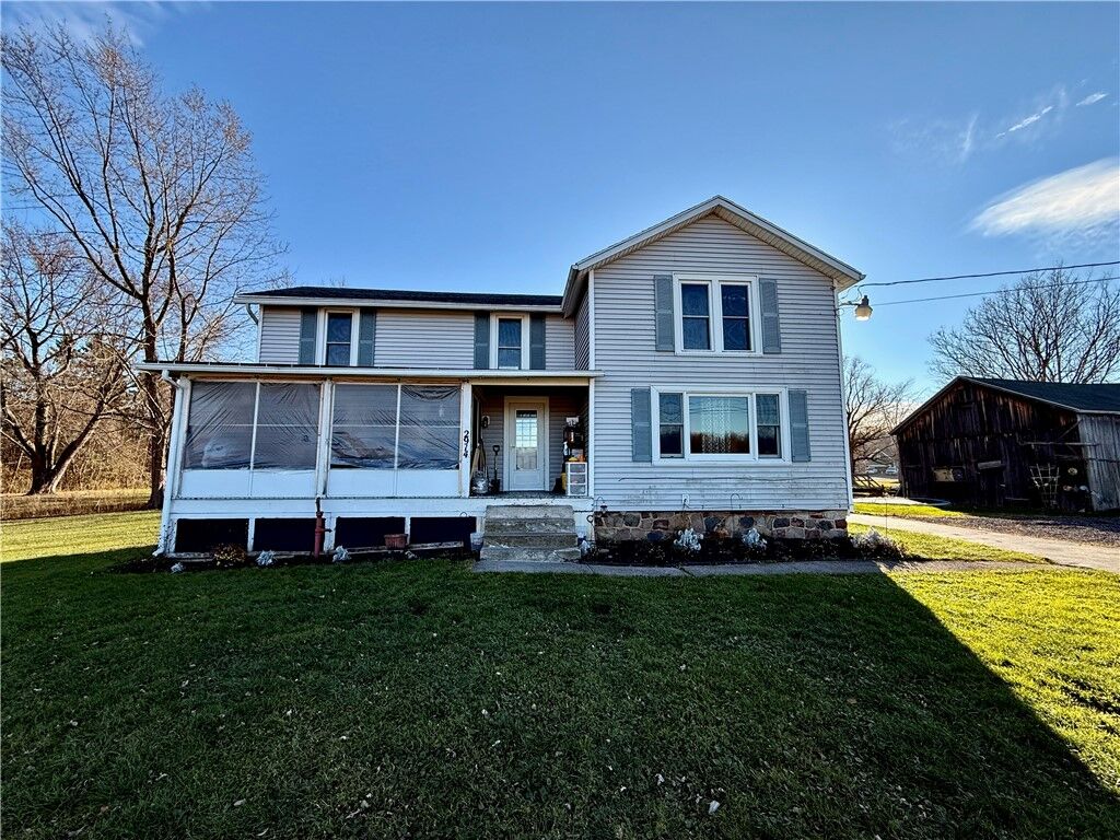 Property Photo:  2914 Kenyon Road  NY 14589 
