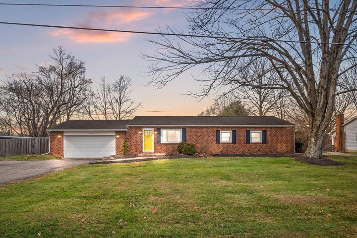 Property Photo: 5138 Harlem Road OH 43021