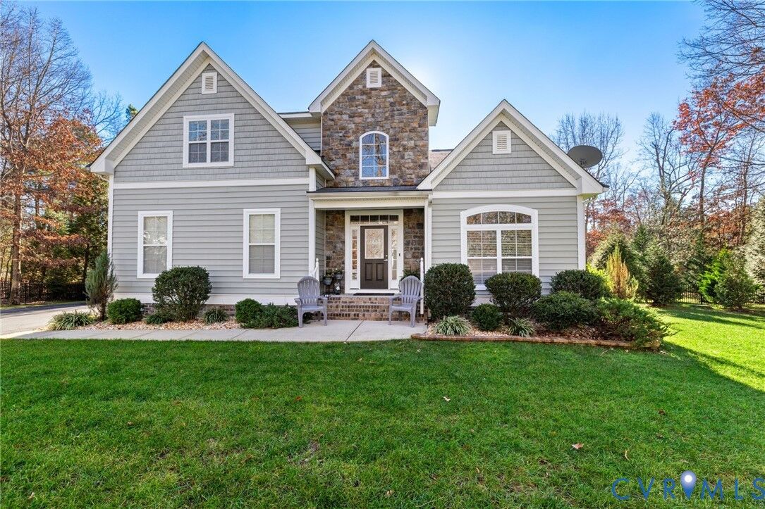 Property Photo:  8209 Colemant Terrace  VA 23231 