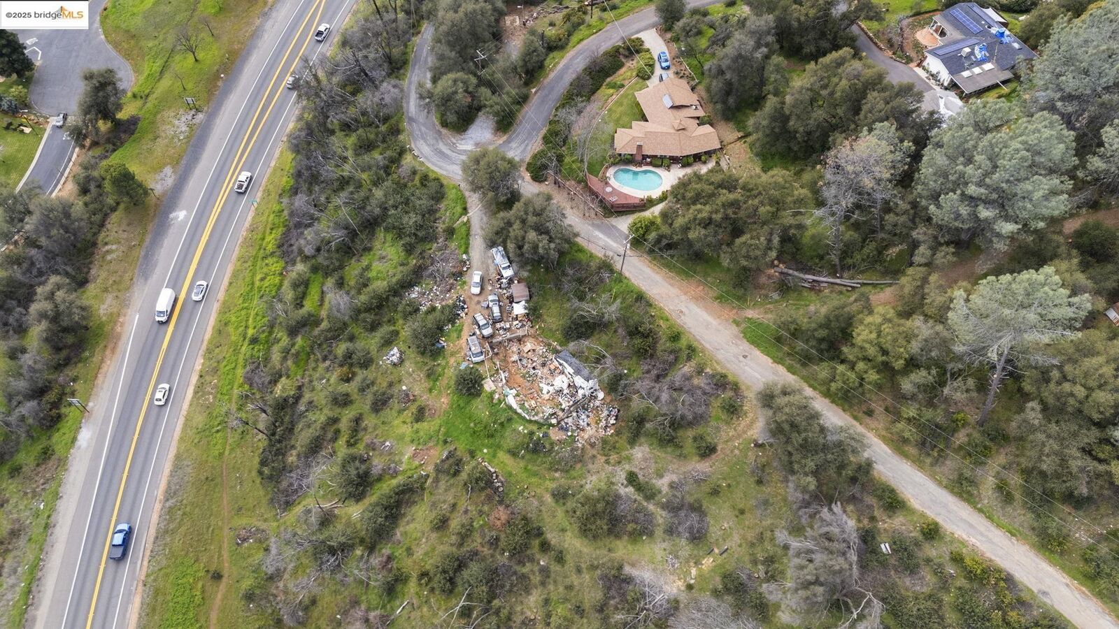 Property Photo: 11310 McKibbin Dr CA 95327