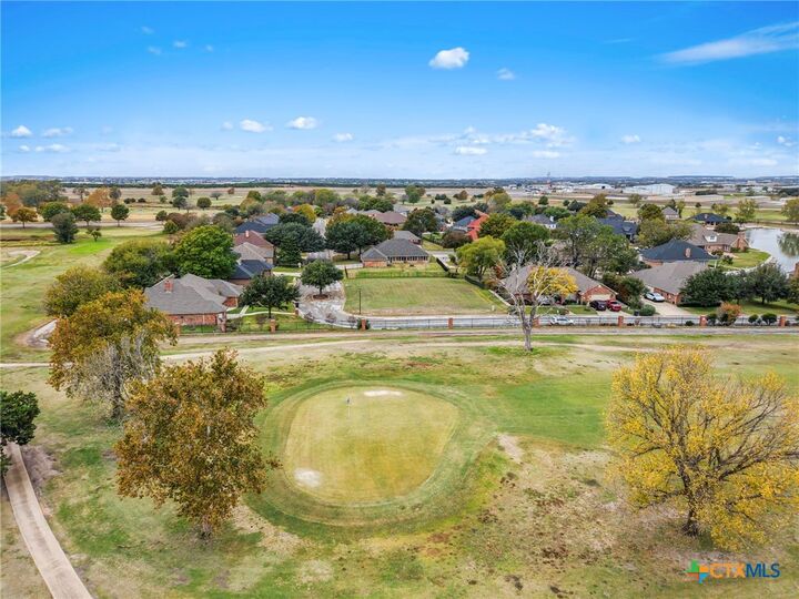 Property Photo:  5013 Lakeshore Drive  TX 76543 