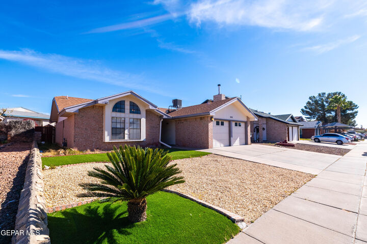 Property Photo: 1952 Ralph Janes Place TX 79936