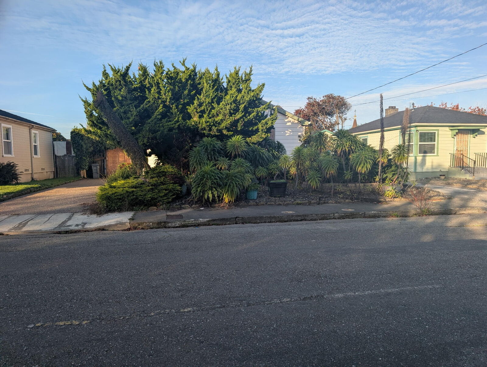 Property Photo: 2828 Williams Street CA 95501