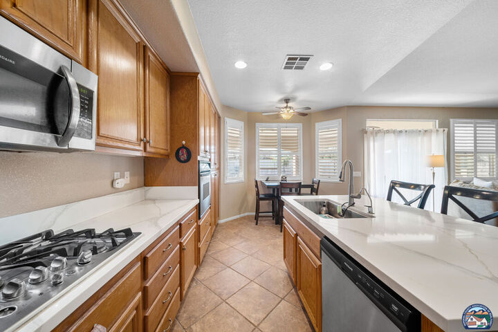 Property Photo: 684 Boley Field Dr CA 92251