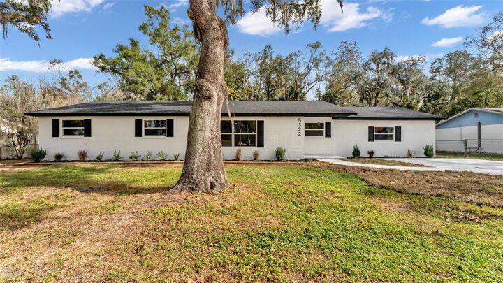 Property Photo: 5322 Forestbrook Drive E FL 33811
