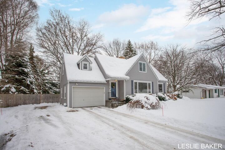 Property Photo:  943 College Avenue  MI 49423 