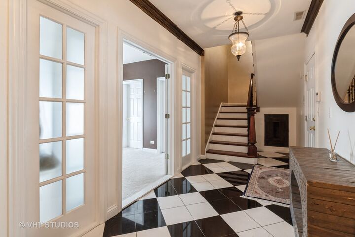 Property Photo:  1867 Admiral Court  IL 60026 