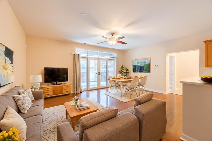 Property Photo:  151 W Wing Street 301  IL 60005 