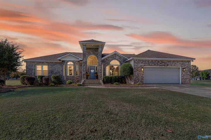 Property Photo:  3813 Rose Lane  AL 35907 