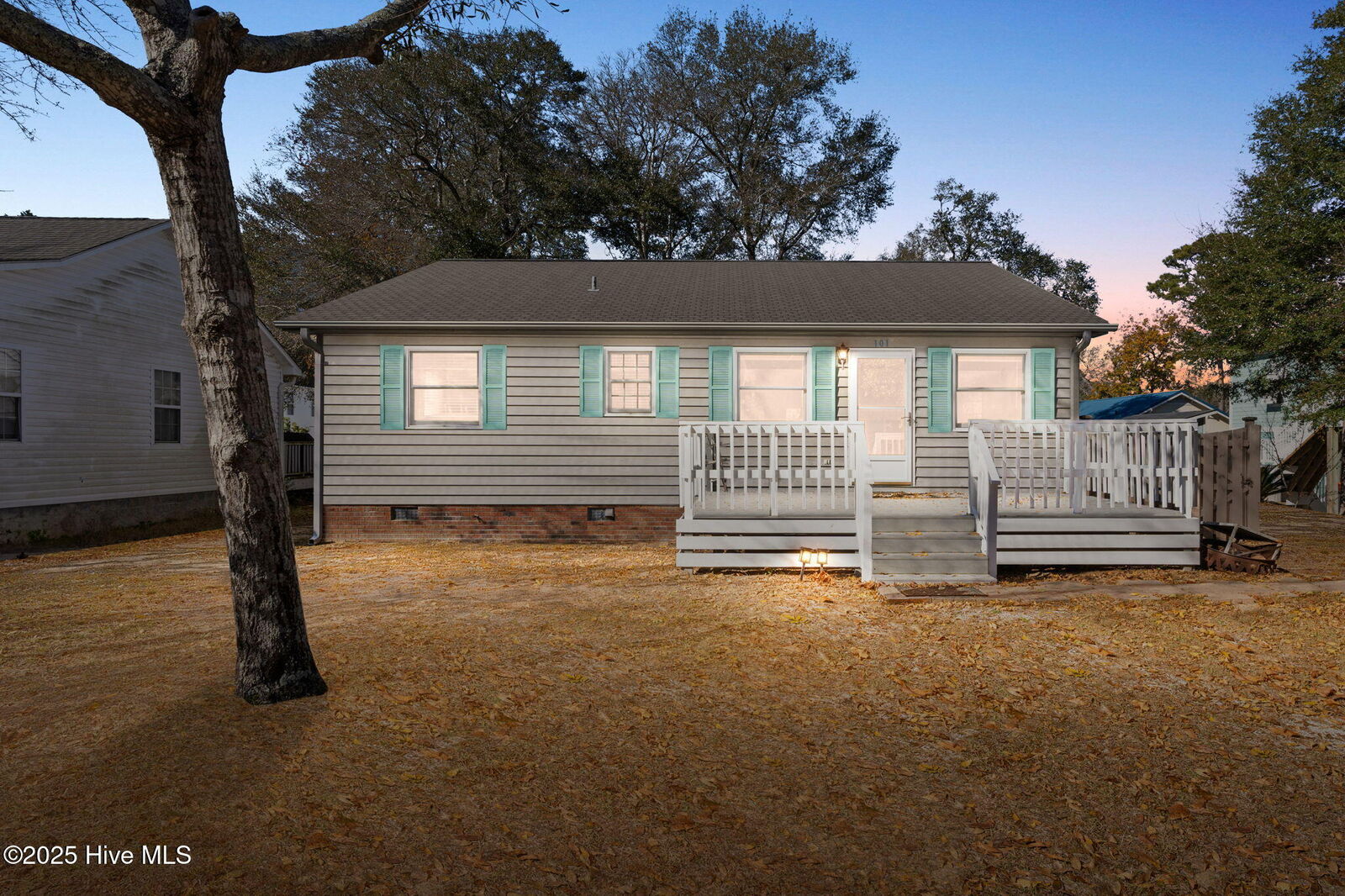 Property Photo: 101 SE 12th Street NC 28465