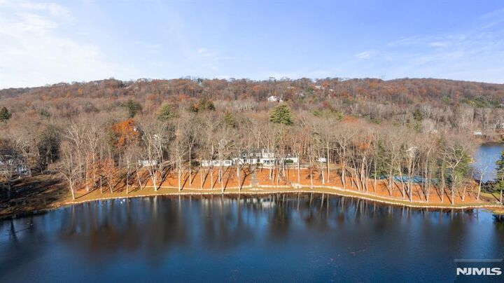 940 Loch Road  Franklin Lakes NJ 07417 photo