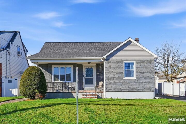 55 Burns Avenue  Lodi NJ 07644 photo