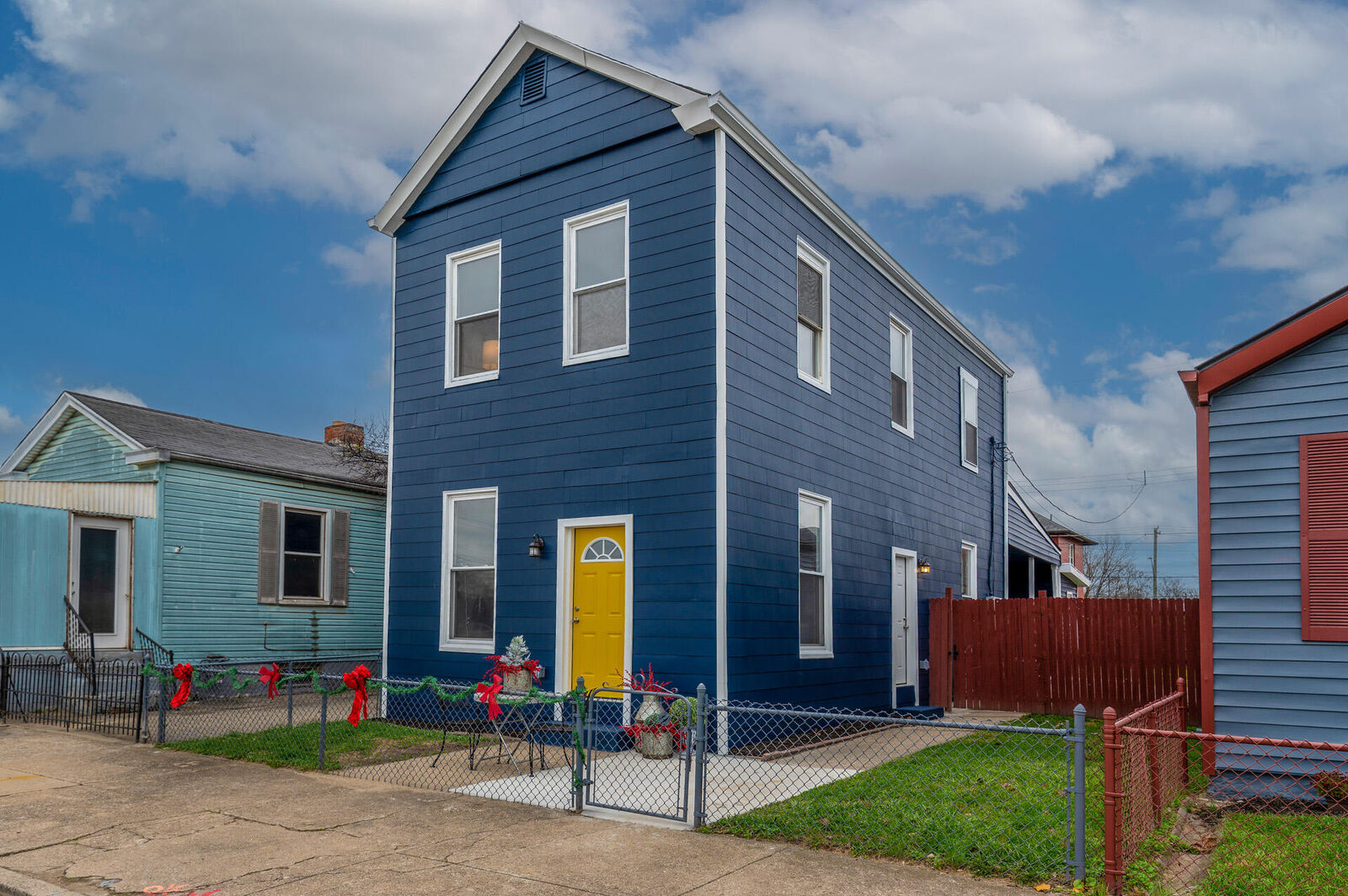 Property Photo:  533 Lindsey Street  KY 41071 