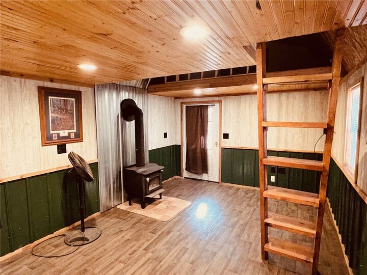 Property Photo: 14159 New Hope Road AR 72662