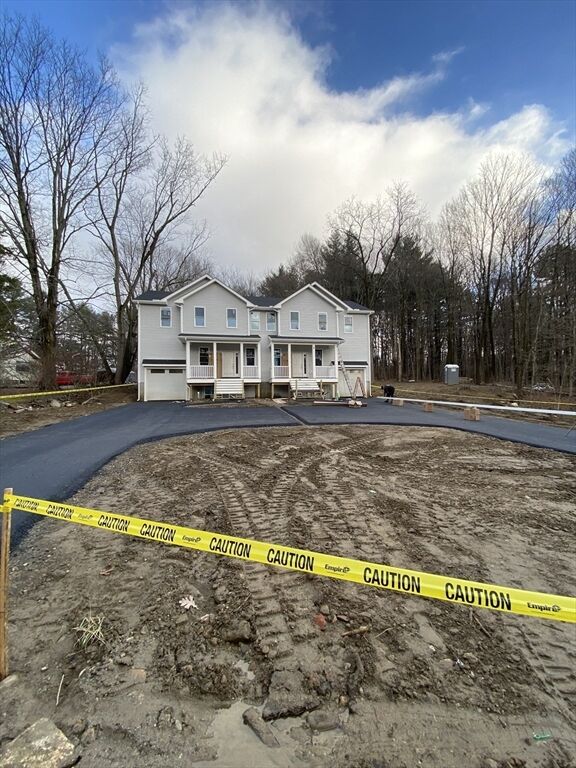 Property Photo:  72 Westborough Rd 2  MA 01536 