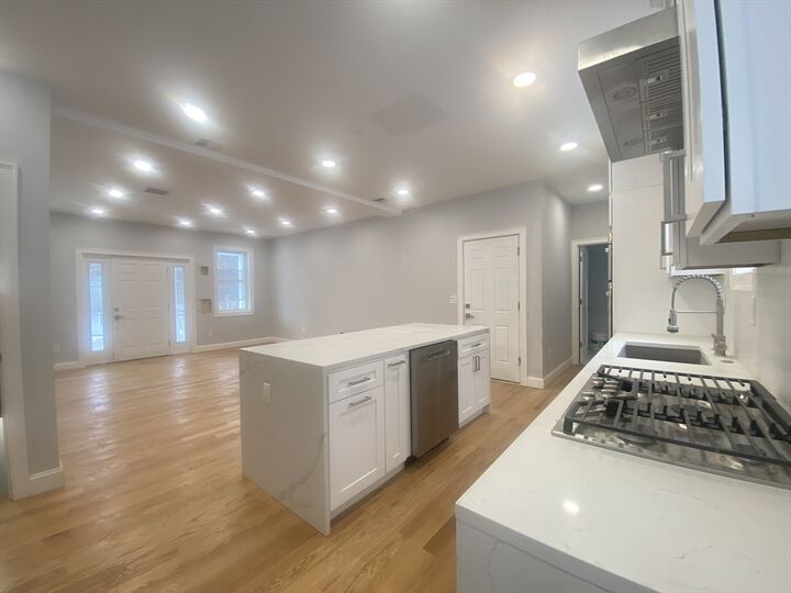 Property Photo:  72 Westborough Rd 2  MA 01536 