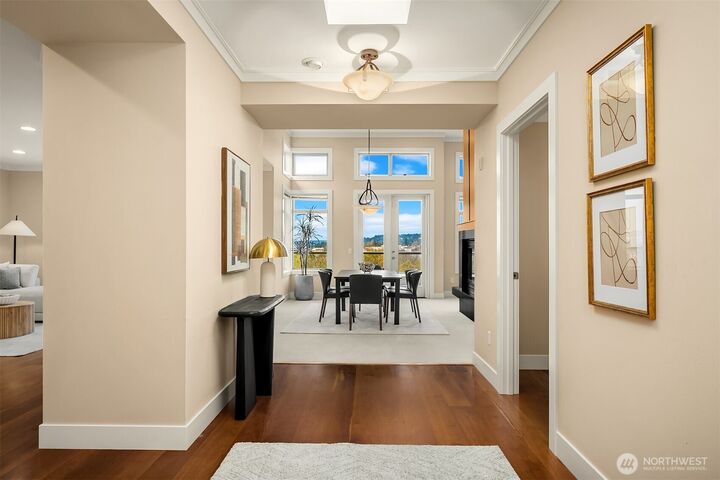 Property Photo:  71  Pine Street 302  WA 98020 