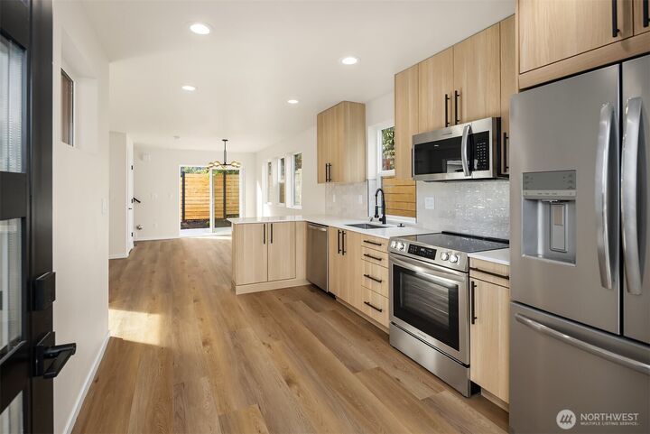 Property Photo:  6503  Dibble Avenue NW  WA 98107 