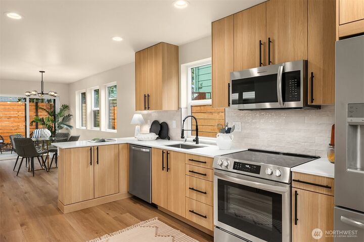 Property Photo: 6503 Dibble Avenue NW WA 98107