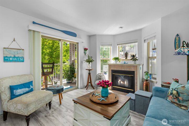 Property Photo: 20800 72nd Avenue W 202 WA 98026