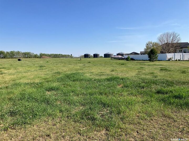 Property Photo:  301 Coventry Crescent  SK S0E 1E0 