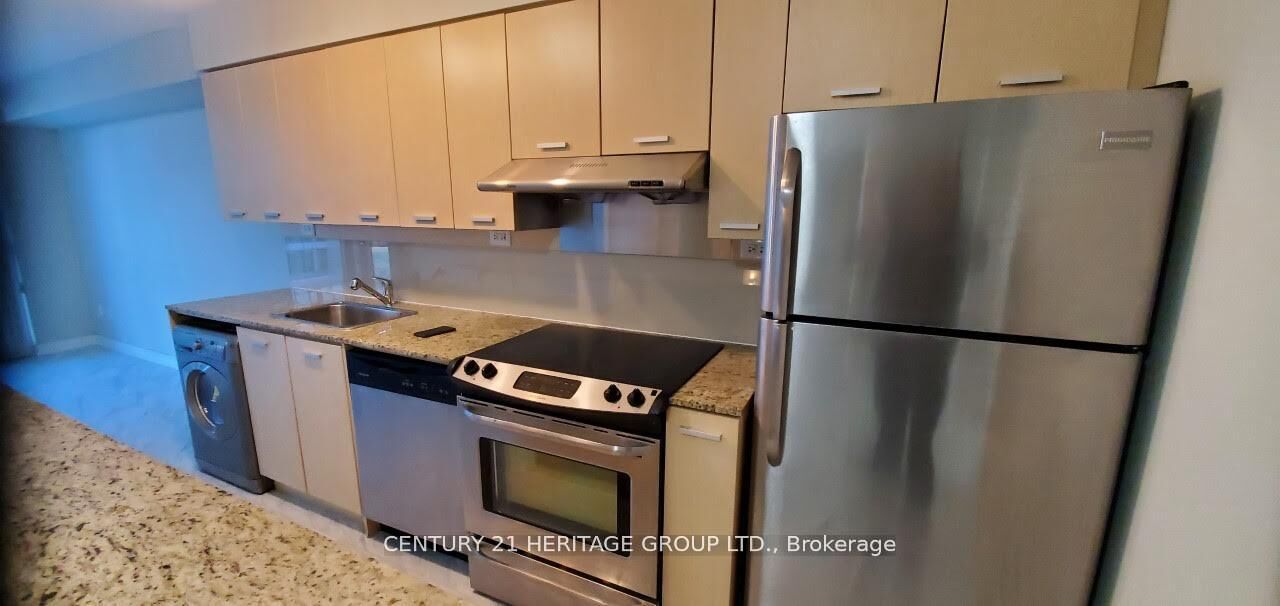 Property Photo: 19 Singer Court 515 ON M2K 0B2