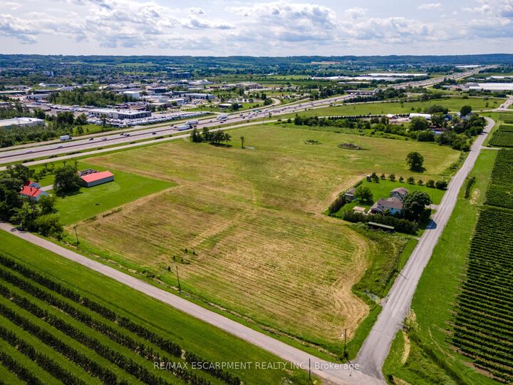 Property Photo:  4766 Bartlett Road N  ON L3J 0Y4 
