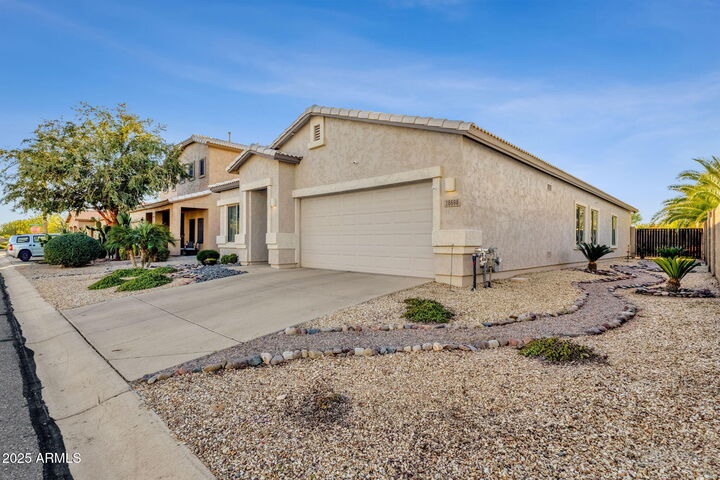 Property Photo: 28698 N Sedona Place AZ 85143