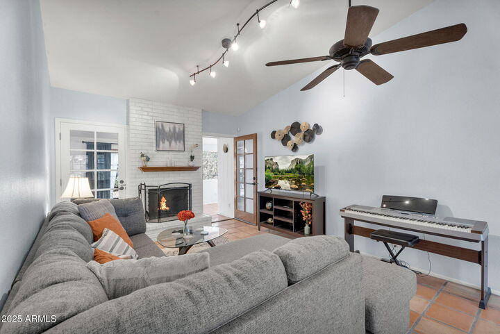 Property Photo: 8944 E Friess Drive AZ 85260