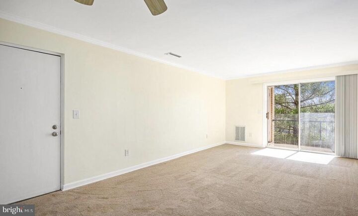 Property Photo:  14807 Rydell Road 103  VA 20121 