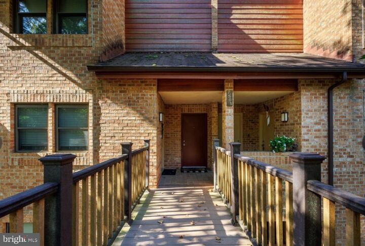 Property Photo:  7505 Weather Worn Way E  MD 21046 