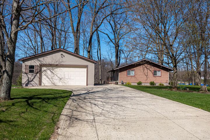 Property Photo:  7326 State Route 19  OH 43338 
