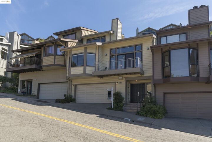 Property Photo:  1881 Grand View Drive  CA 94618 