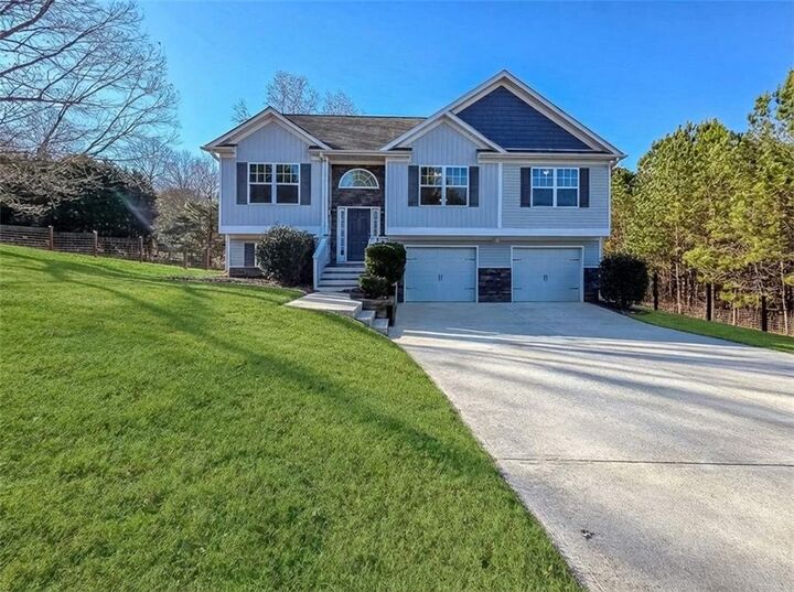 Property Photo: 123 Willow Springs Drive GA 30132