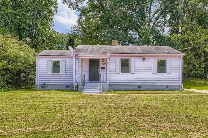 Property Photo:  1932 Oana Street SW  GA 30310 