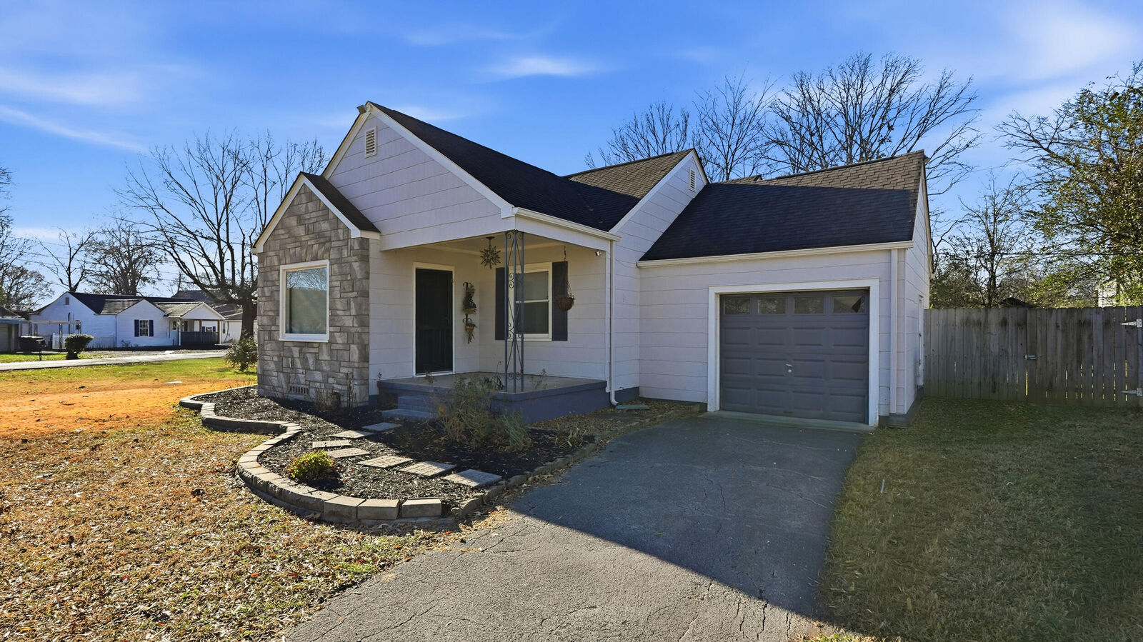 Property Photo:  1601 Castleberry Avenue  TN 37412 