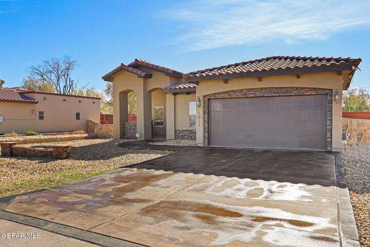 Property Photo: 1012 Maximo Drive TX 79932