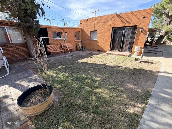 Property Photo: 6422 Geiger Avenue TX 79905