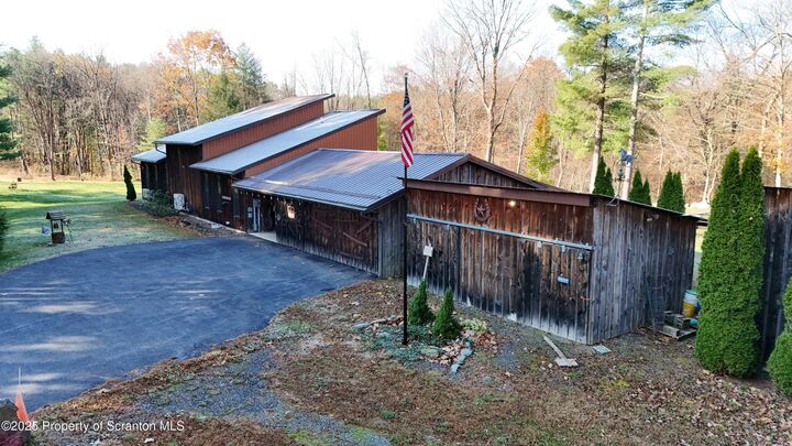 Property Photo:  1253 Bacontown Road  PA 18446 