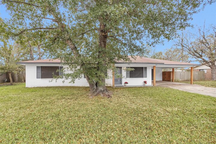 Property Photo:  1314 Hooks Street  TX 75835 