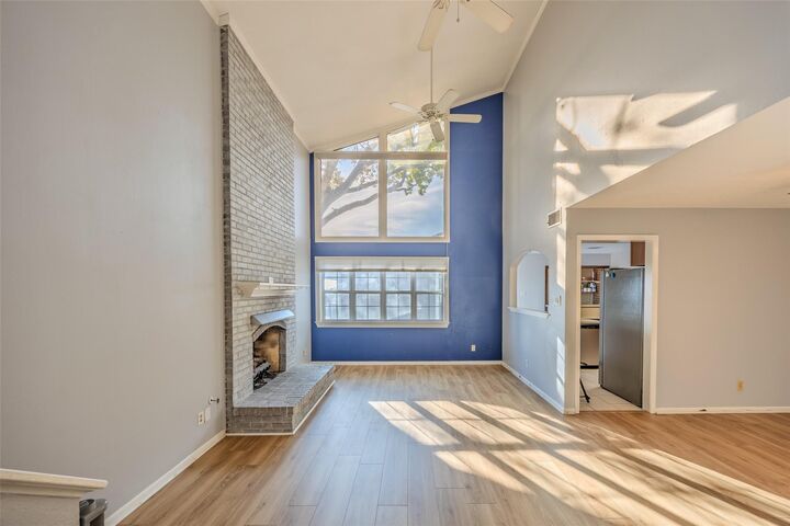 Property Photo:  2002 S Lubbock Street  TX 77833 