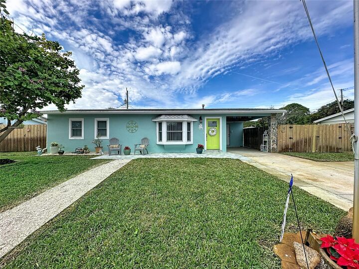 Property Photo: 414 Oakridge Avenue FL 32927